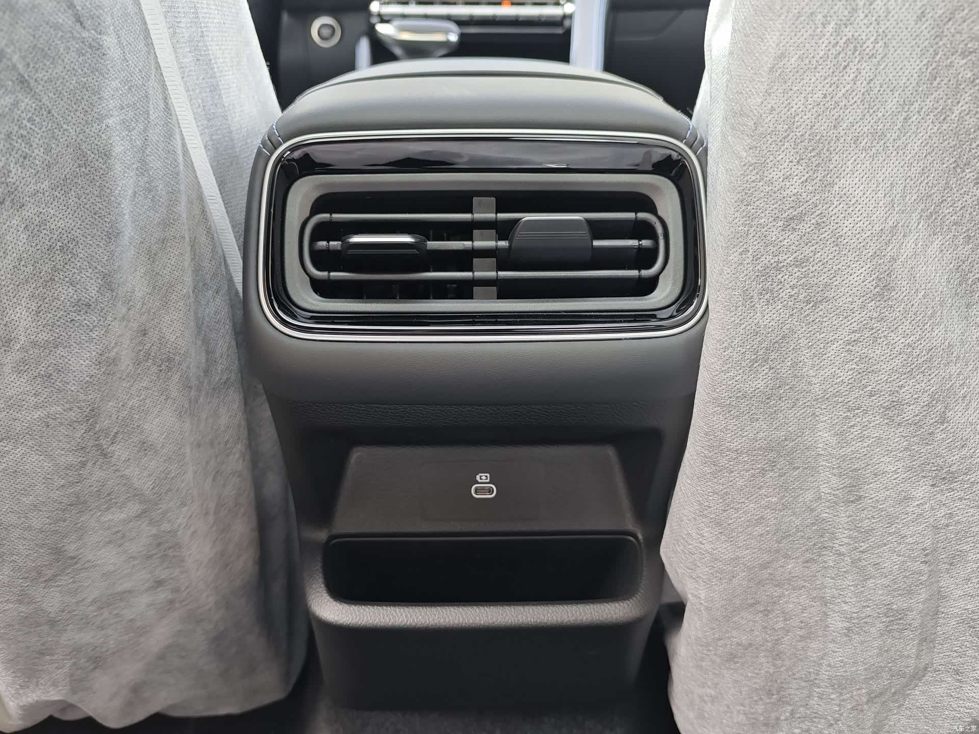 Geely Preface, 2025 16