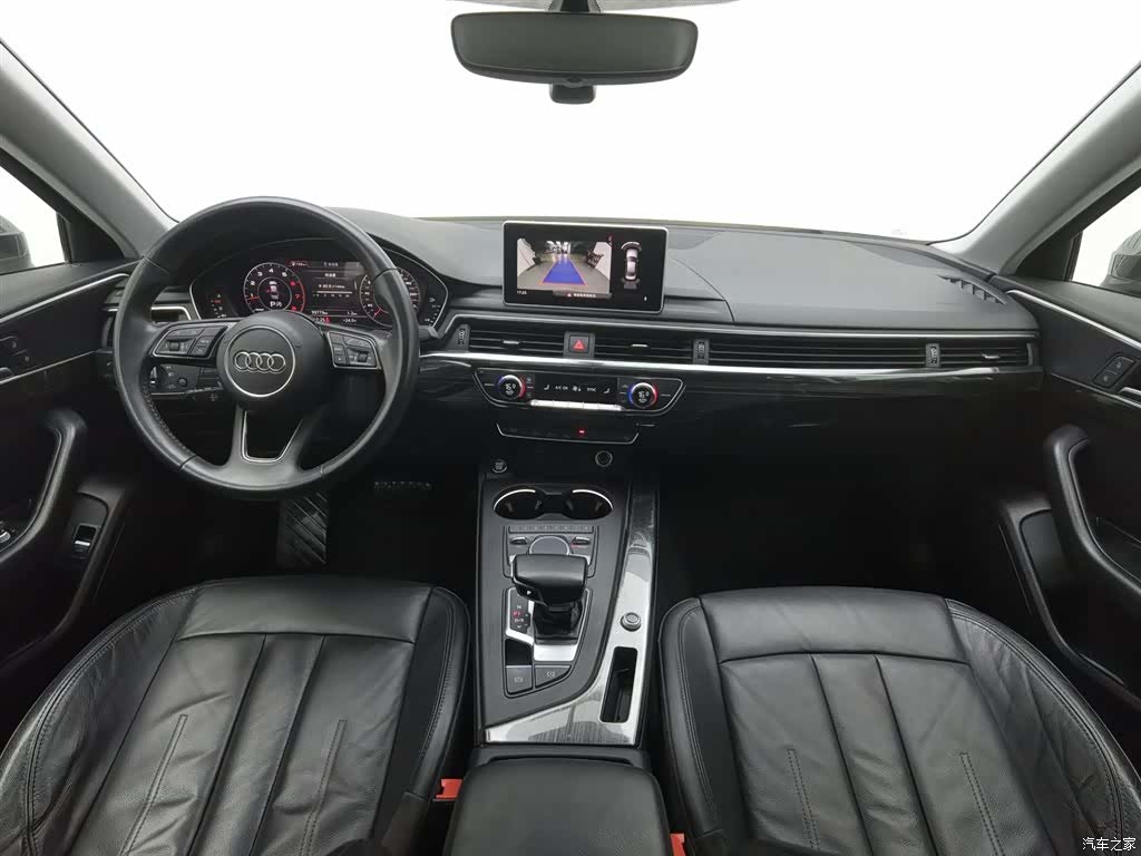 Audi A4L, 2020 все фото