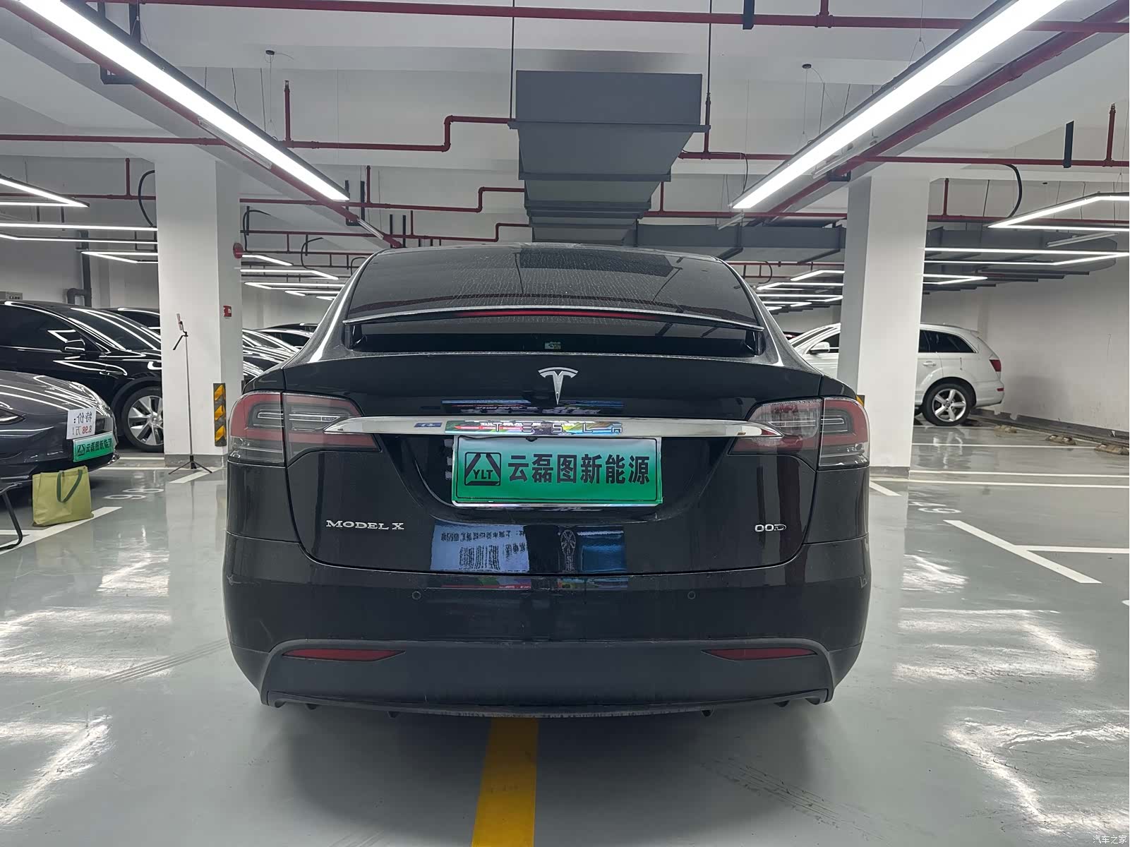 Tesla Model X, 2018 все фото
