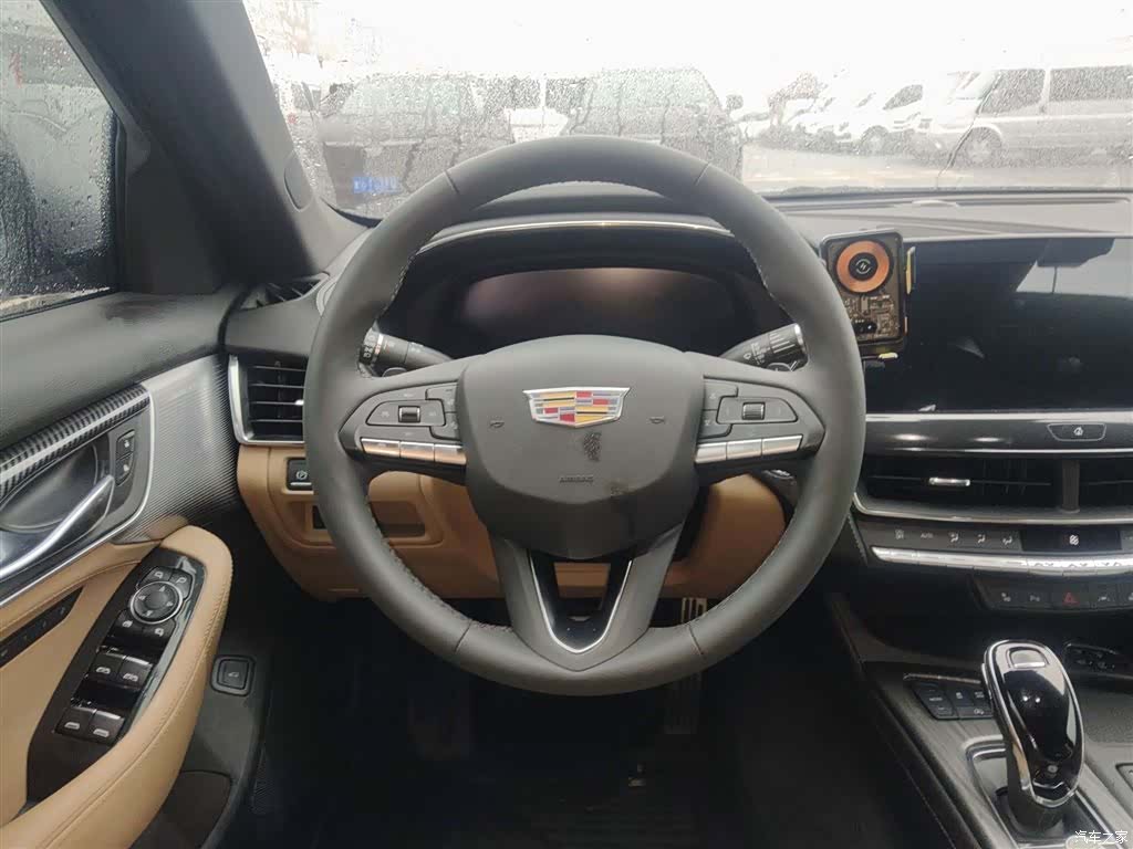 Cadillac CT5, 2023 7