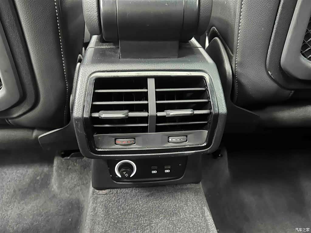 Audi Q3, 2023 15