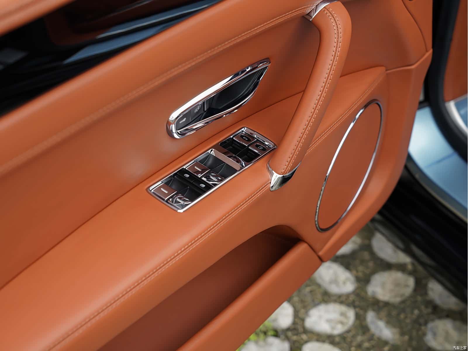 Bentley Flying Spur, 2018 18
