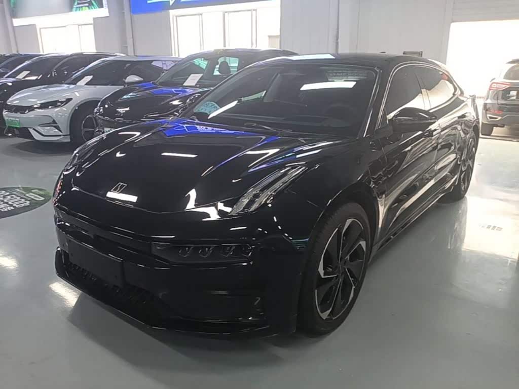 Zeekr 001