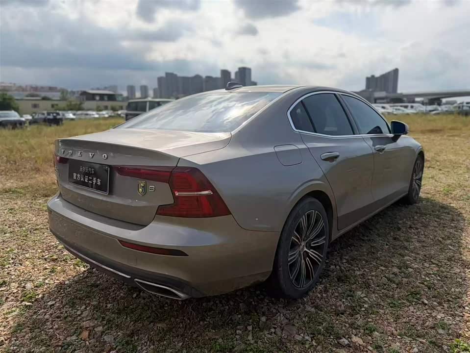 Volvo S60