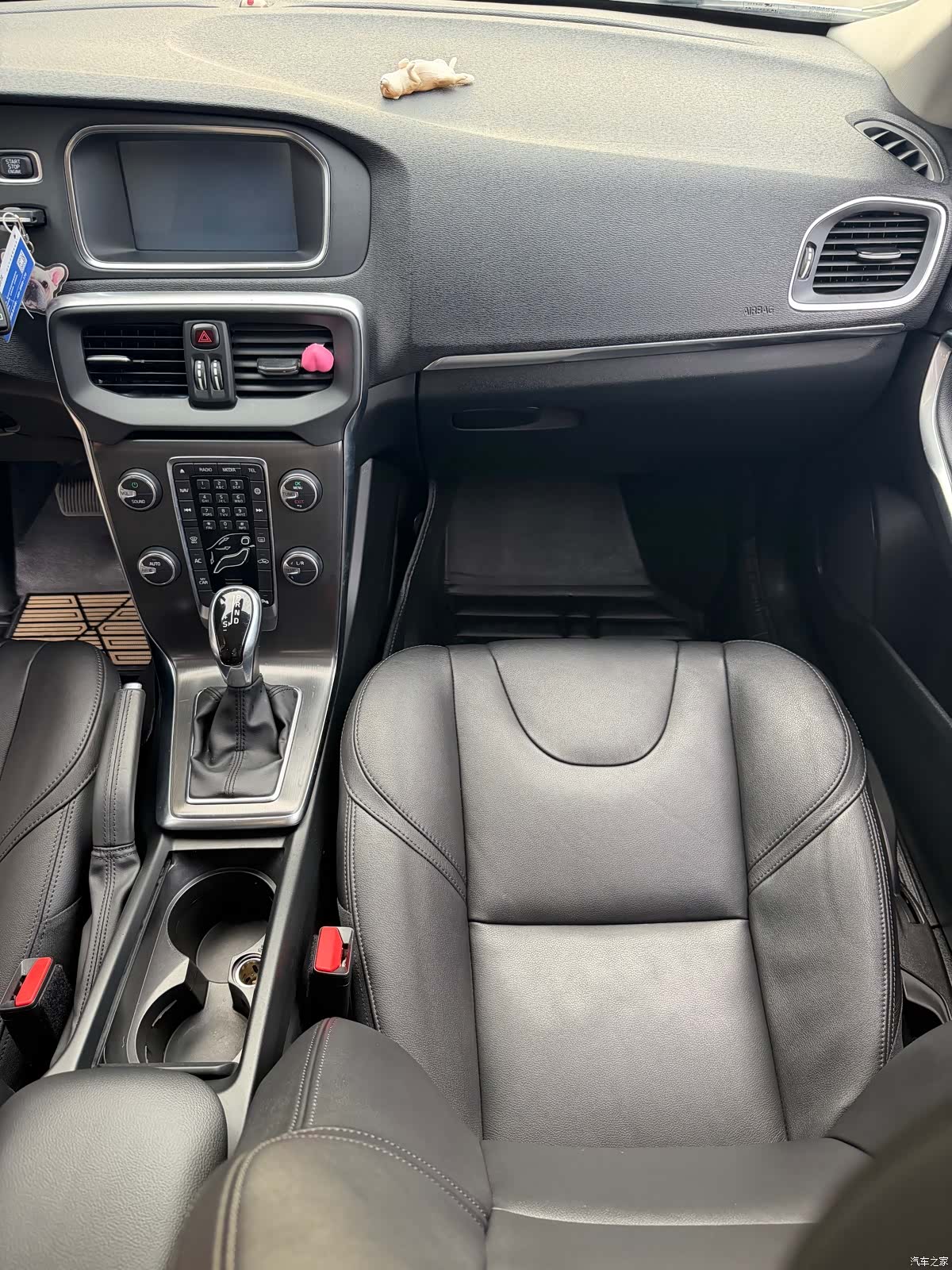 Volvo V40, 2014 8