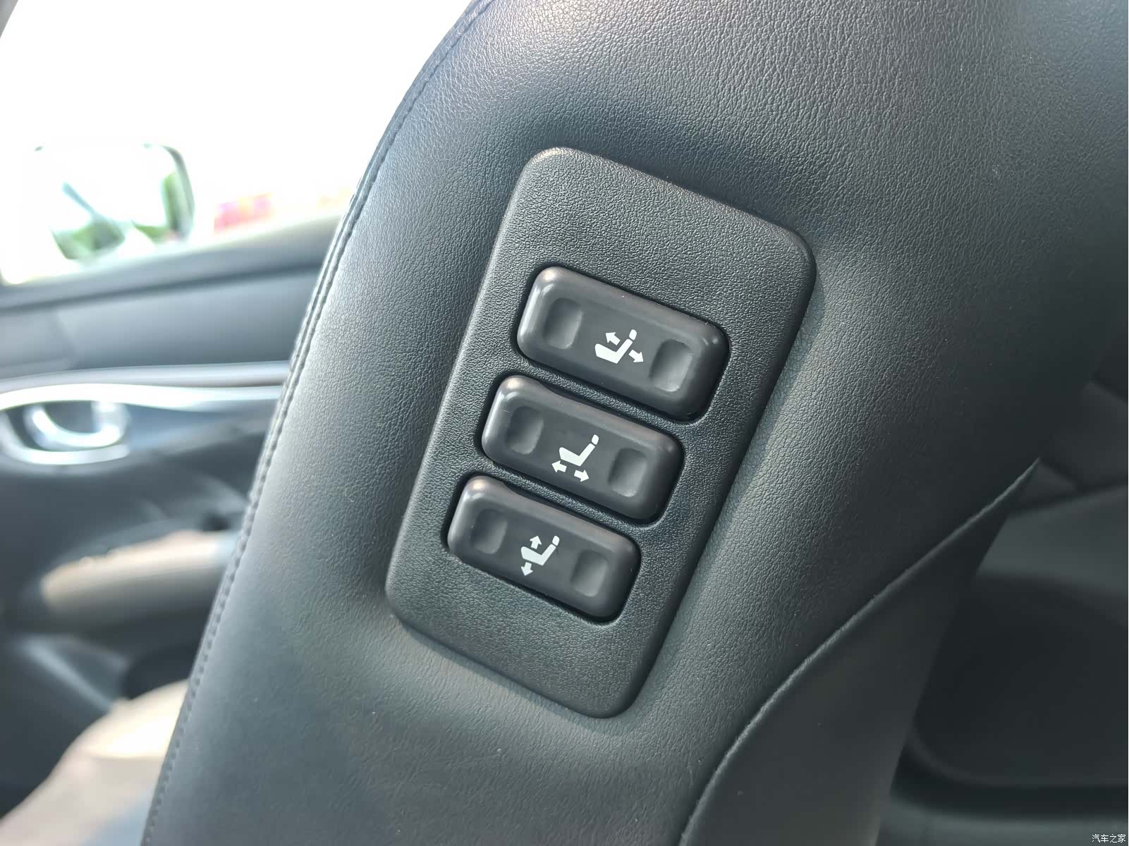 Infiniti Q70, 2013 16