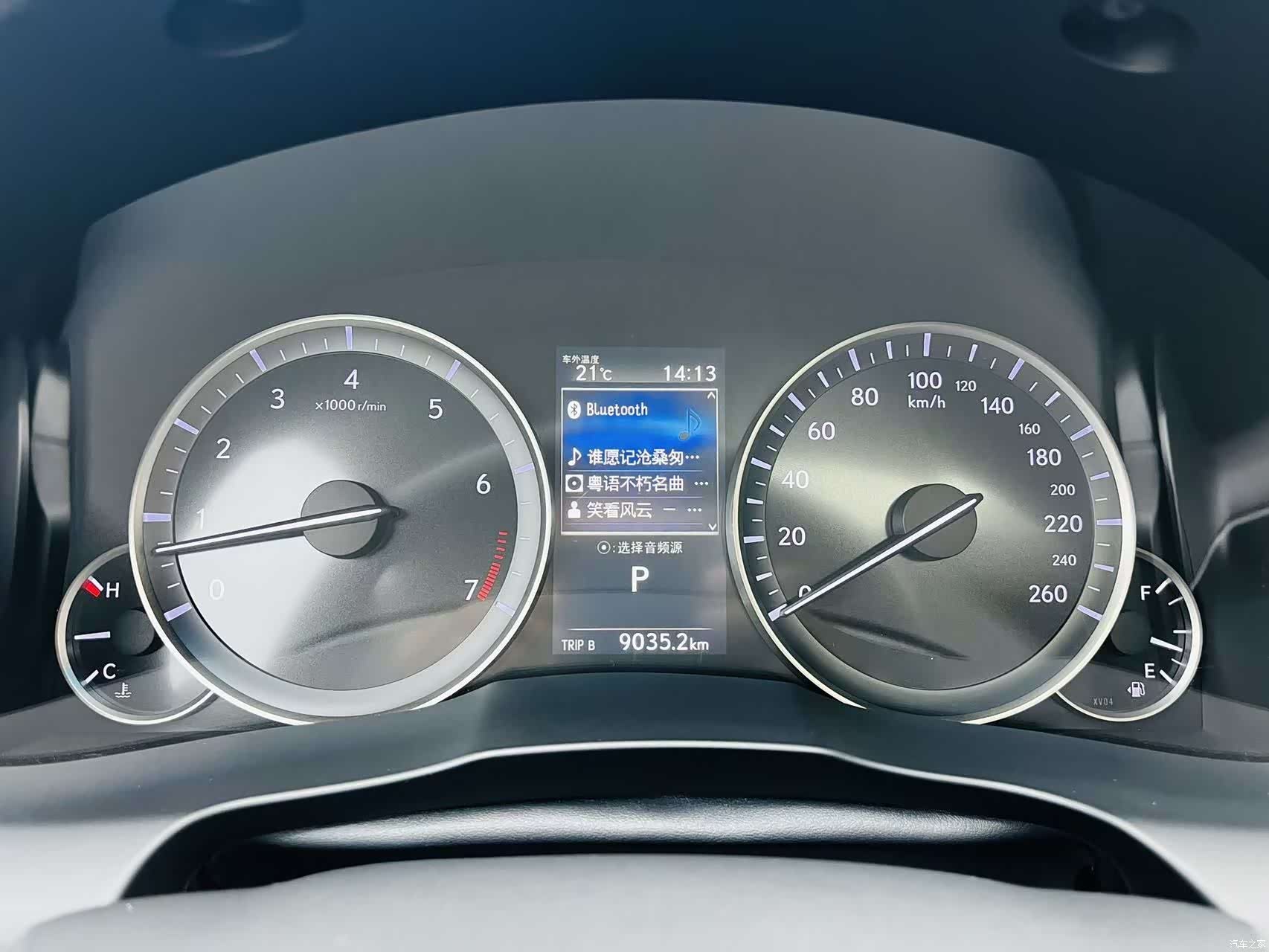 Lexus ES, 2018 14