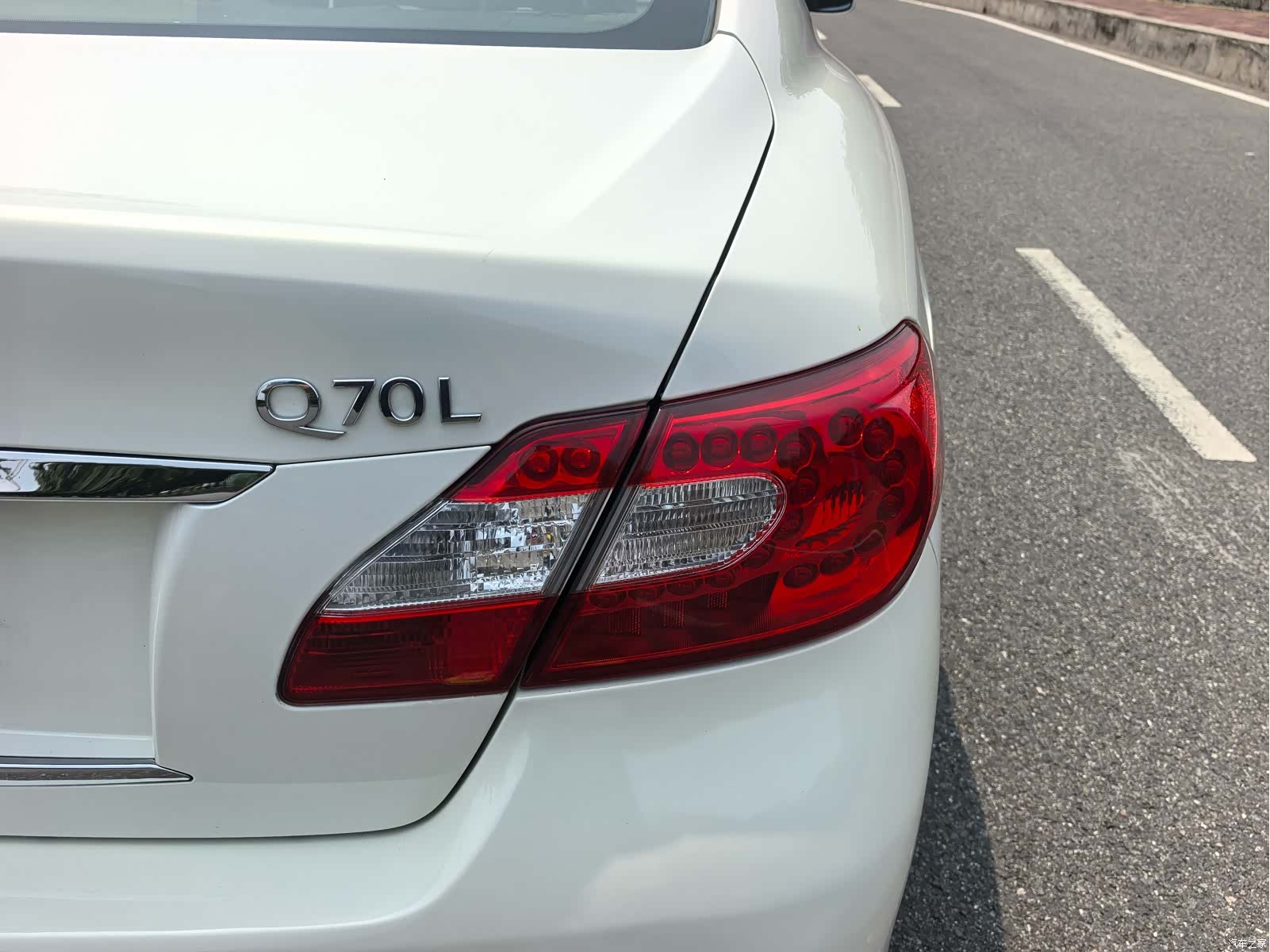 Infiniti Q70, 2013 21