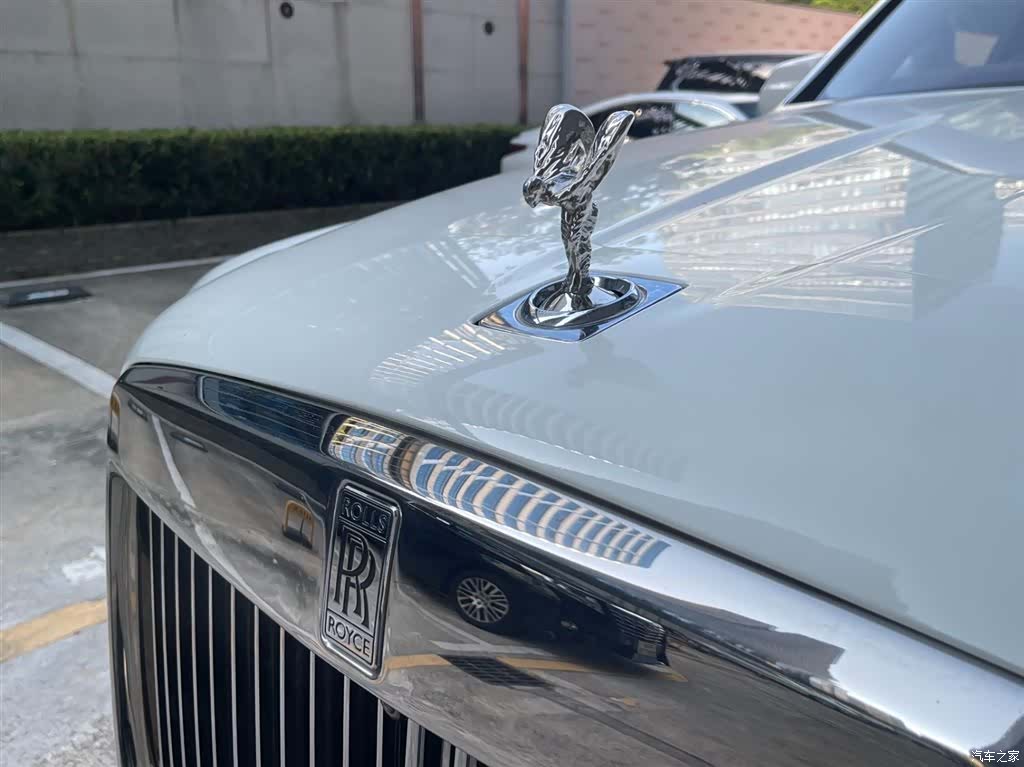 Rolls-Royce Cullinan, 2025 6