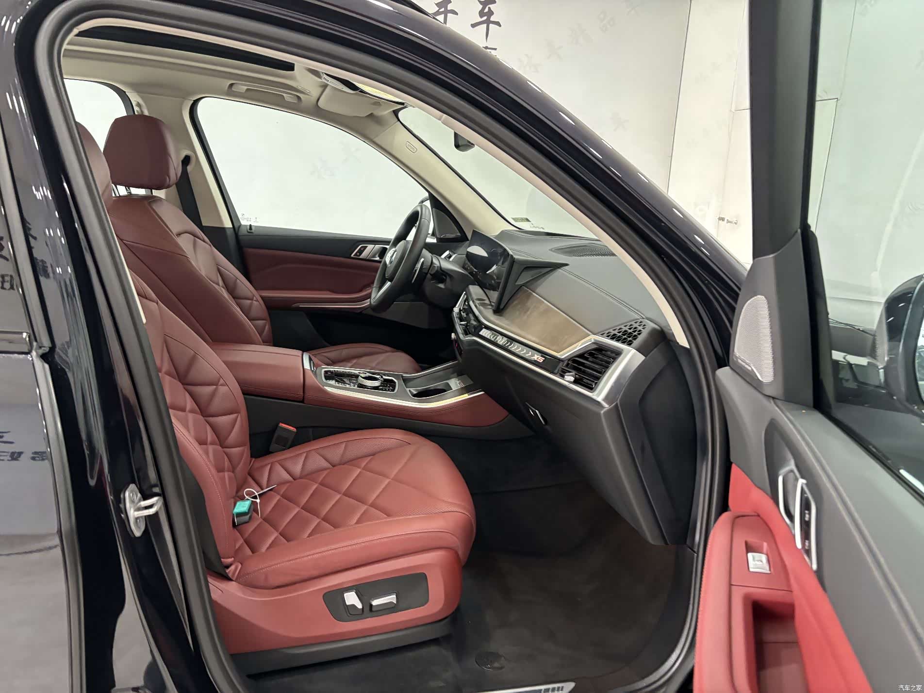 BMW X5, 2025 28