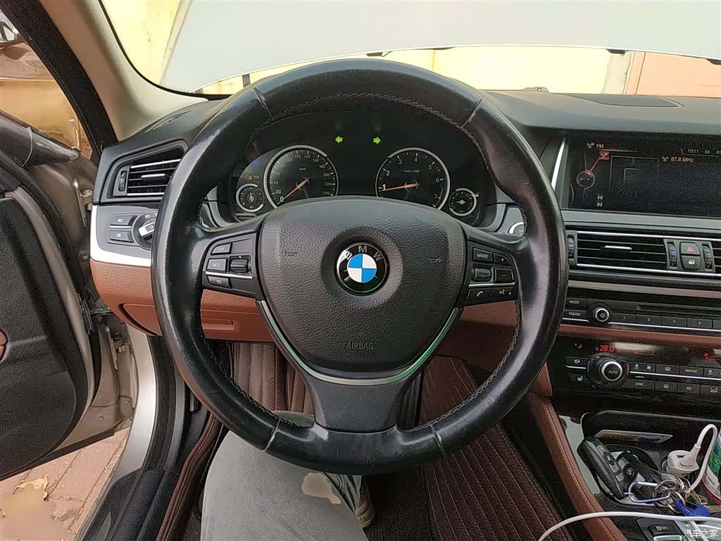 BMW 5 Series, 2016 11