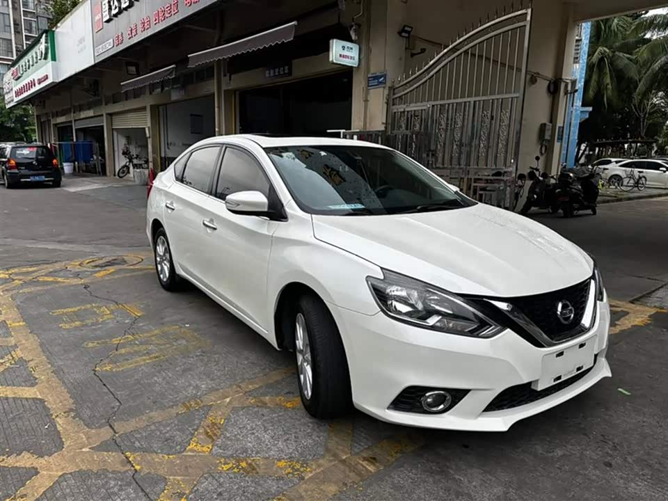 Nissan Xuan Yi