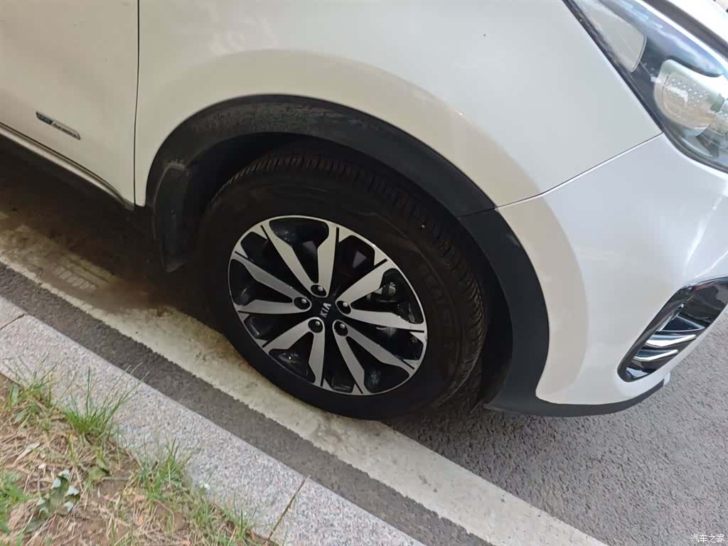Kia KX5, 2016 26