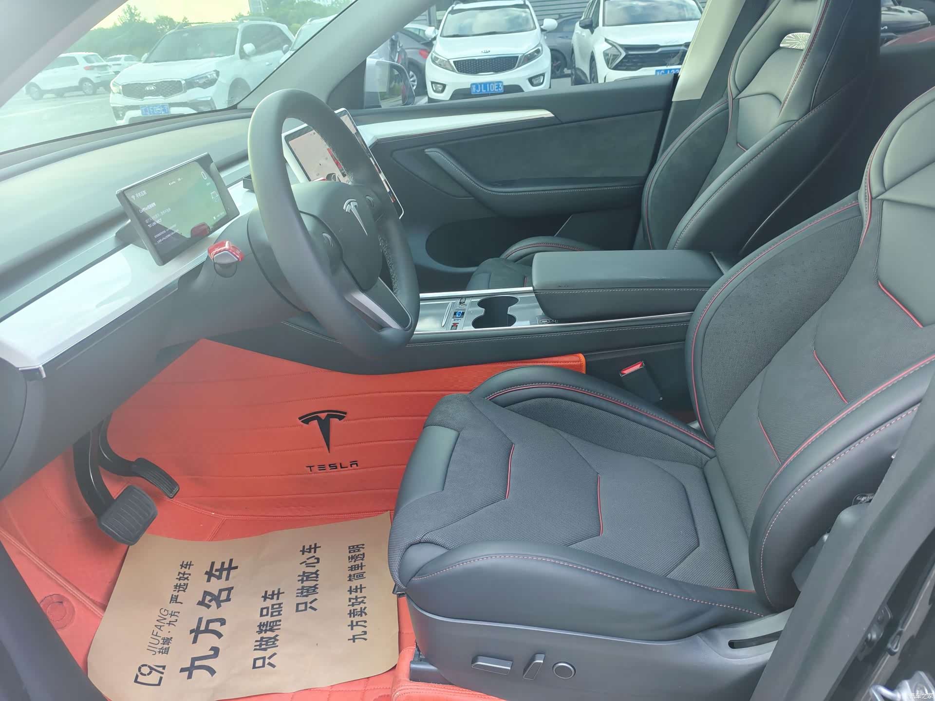 Tesla Model Y, 2021 все фото