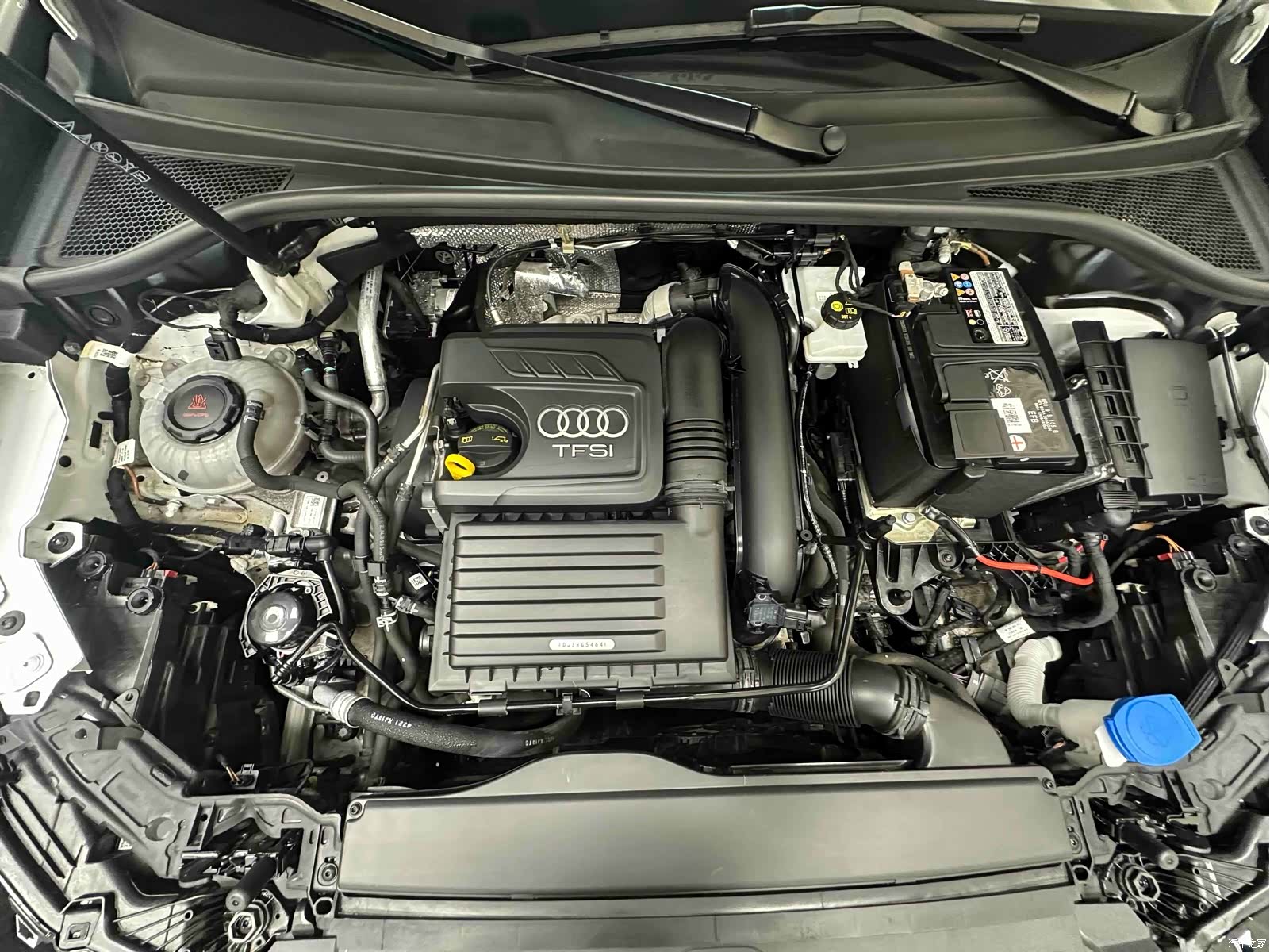 Audi Q3, 2022 21