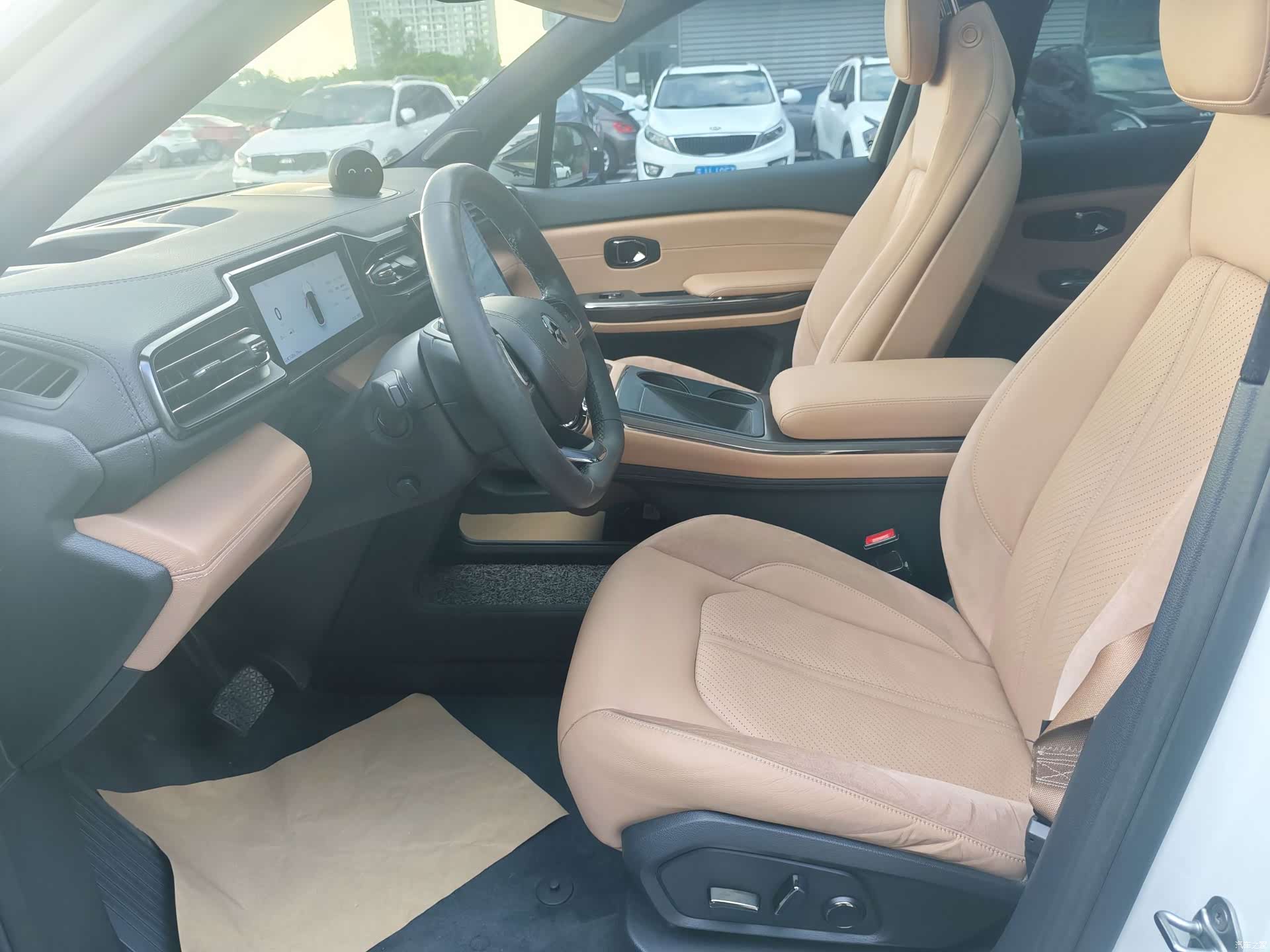 NIO ES6, 2019 8