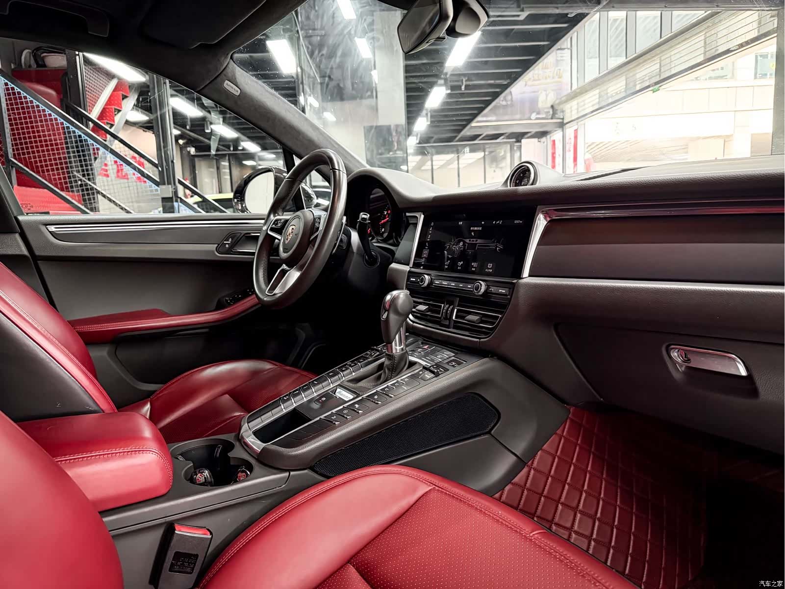 Porsche Macan, 2020 7