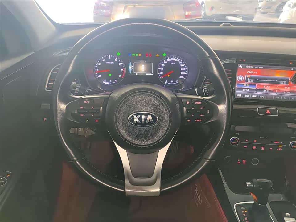 Kia K4