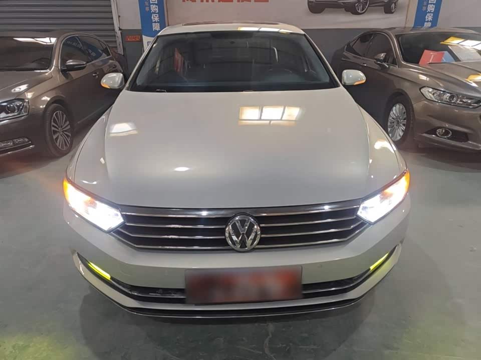 Volkswagen Magotan