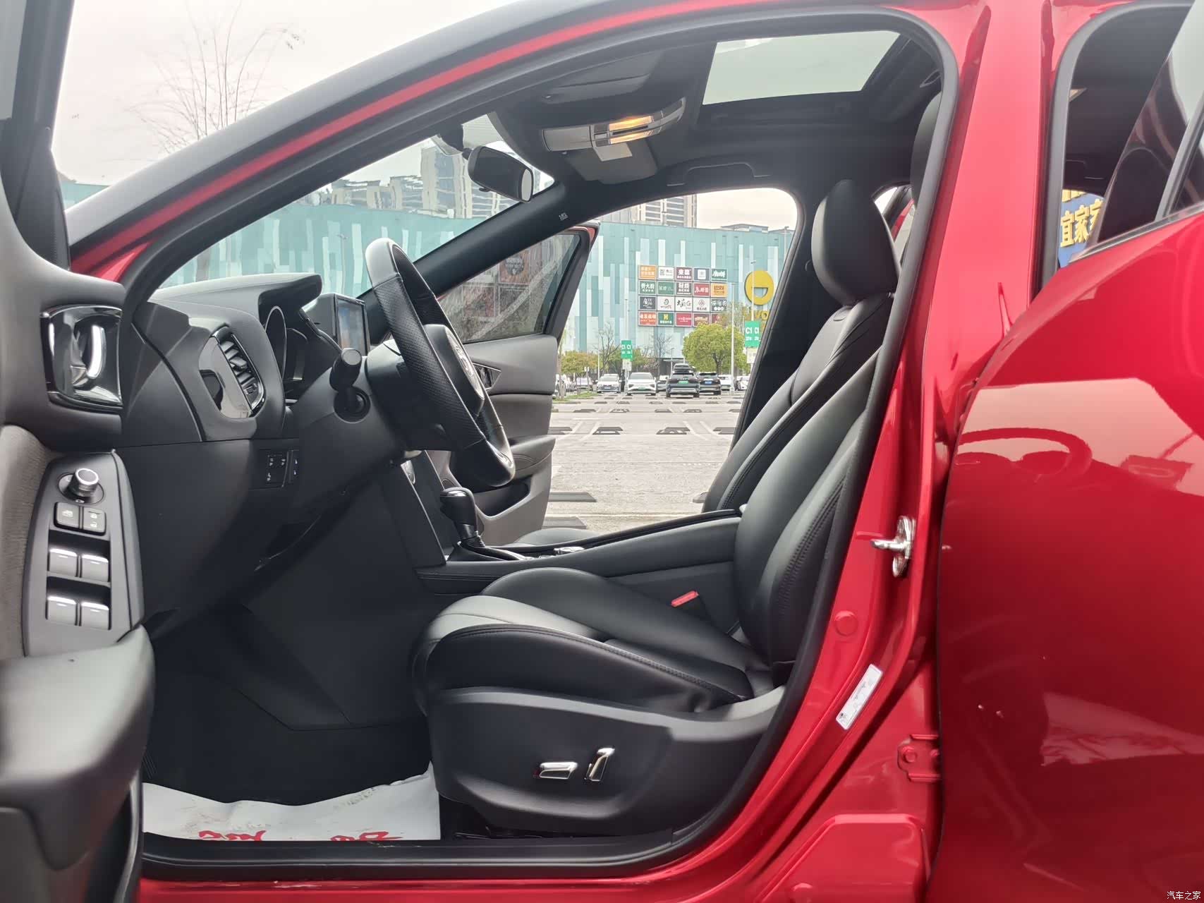 Mazda CX-4, 2023 7