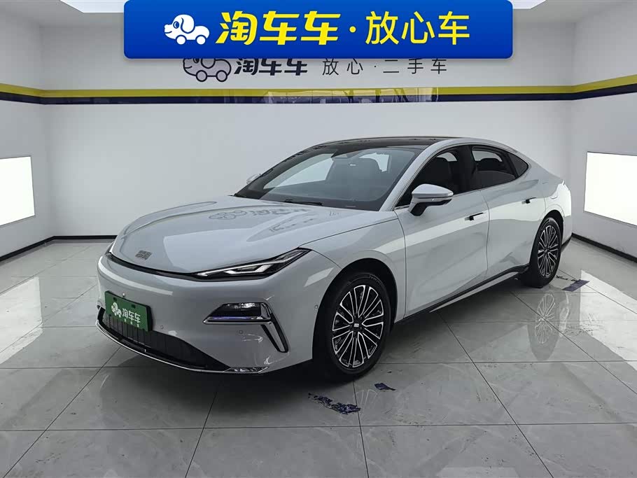 Geely Galaxy Starshine 8