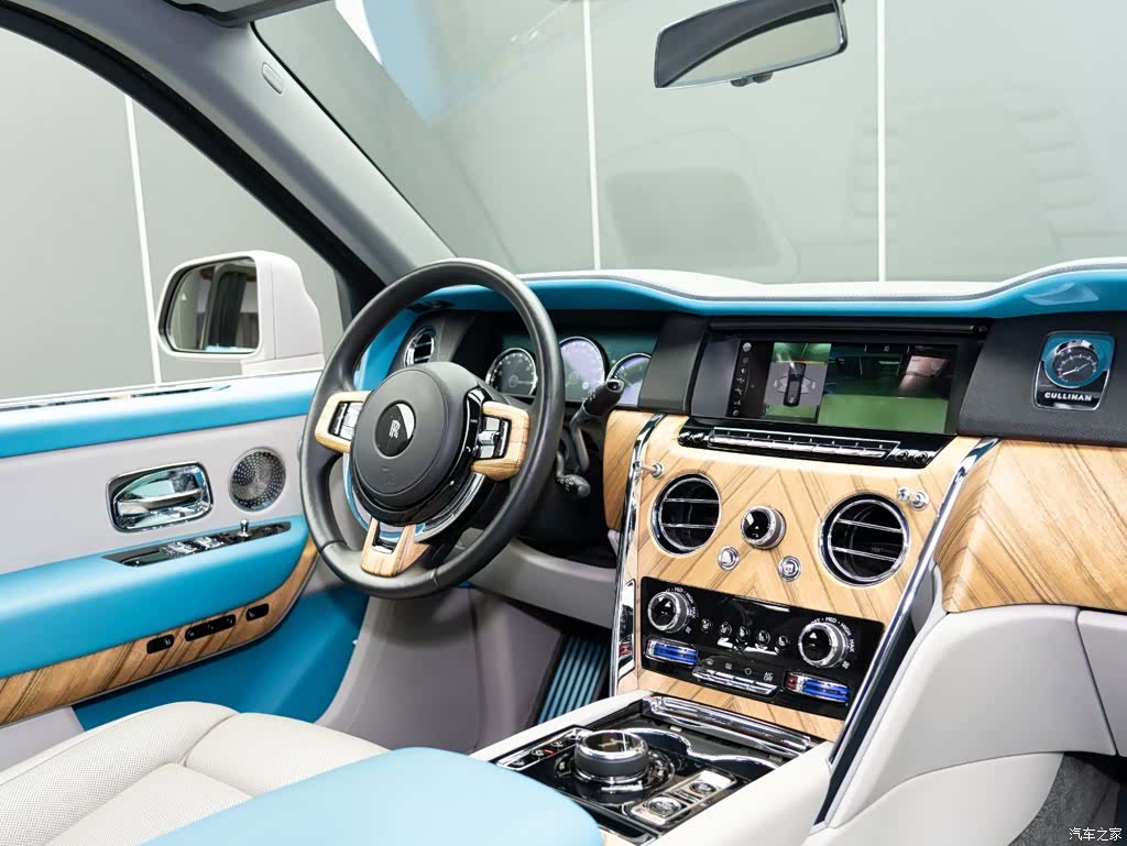 Rolls-Royce Cullinan, 2021 23