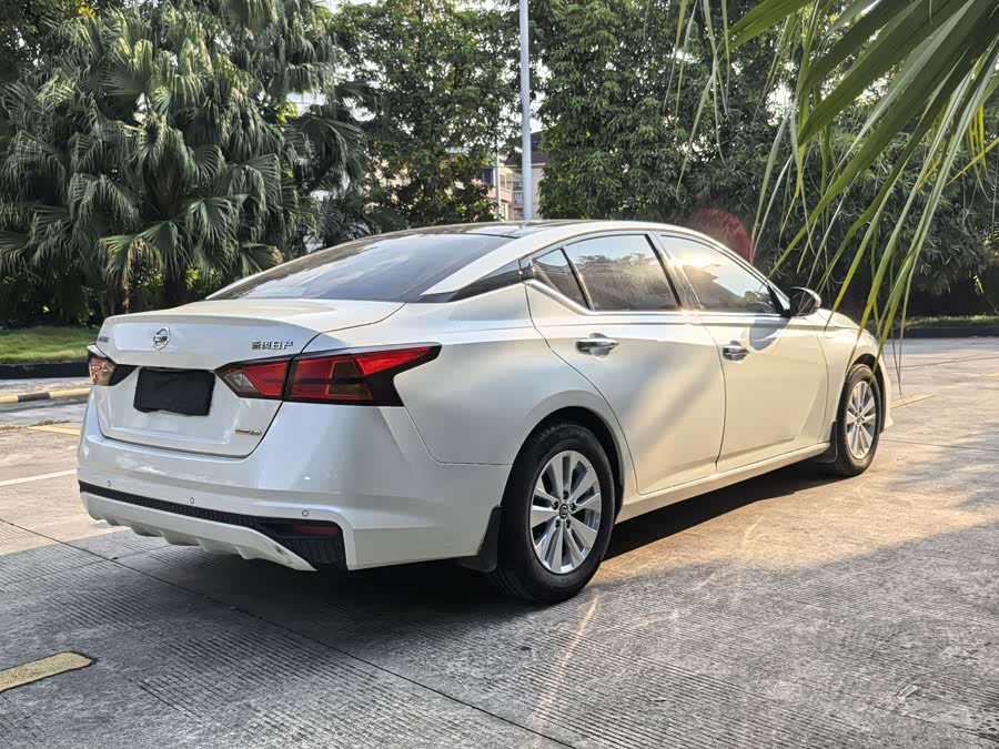 Nissan Altima 2020, фото 6