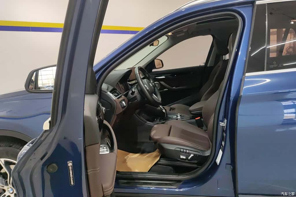 BMW X1, 2023 9