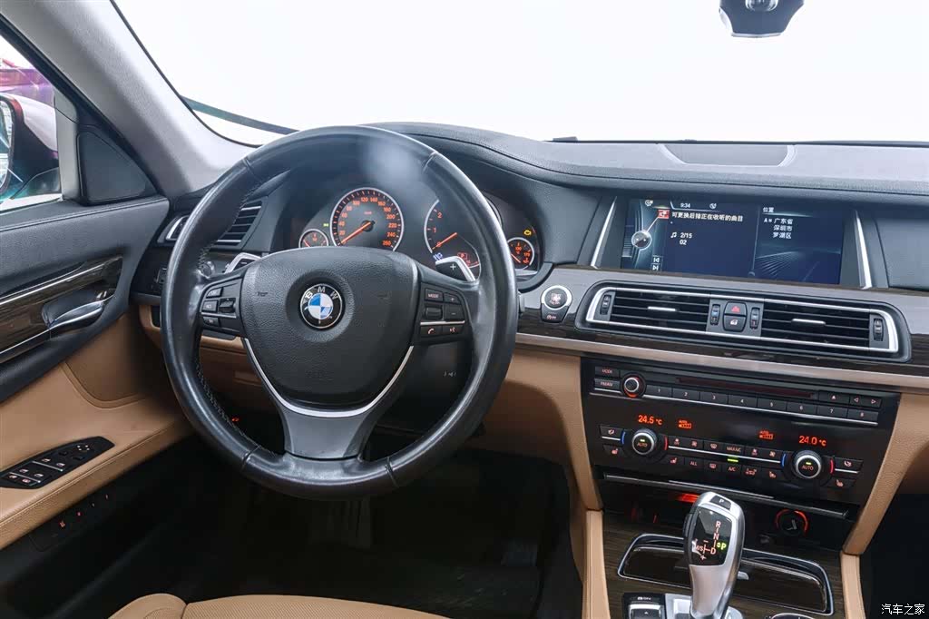 BMW 7 Series, 2013 8