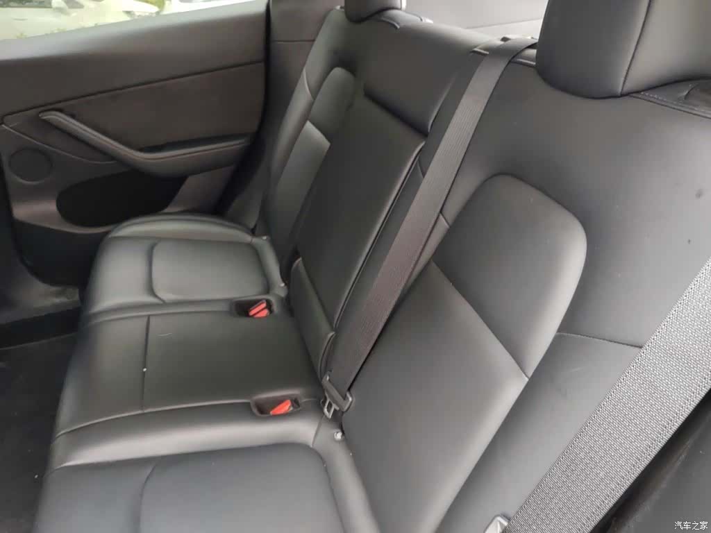 Tesla Model Y, 2021 15