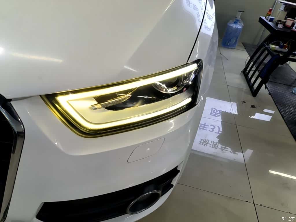 Audi Q3, 2014 24
