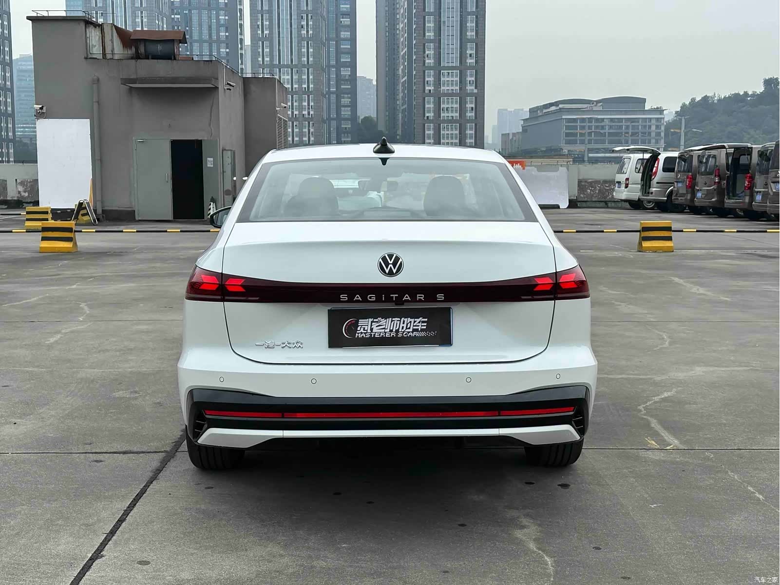 Volkswagen Sagitar, 2026 все фото