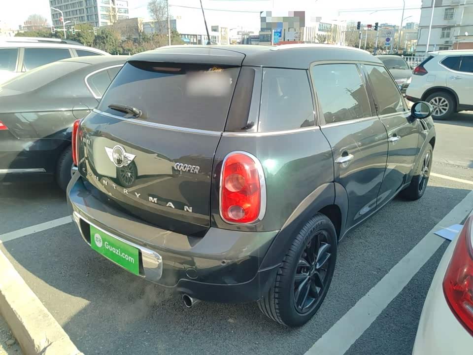 MINI COUNTRYMAN
