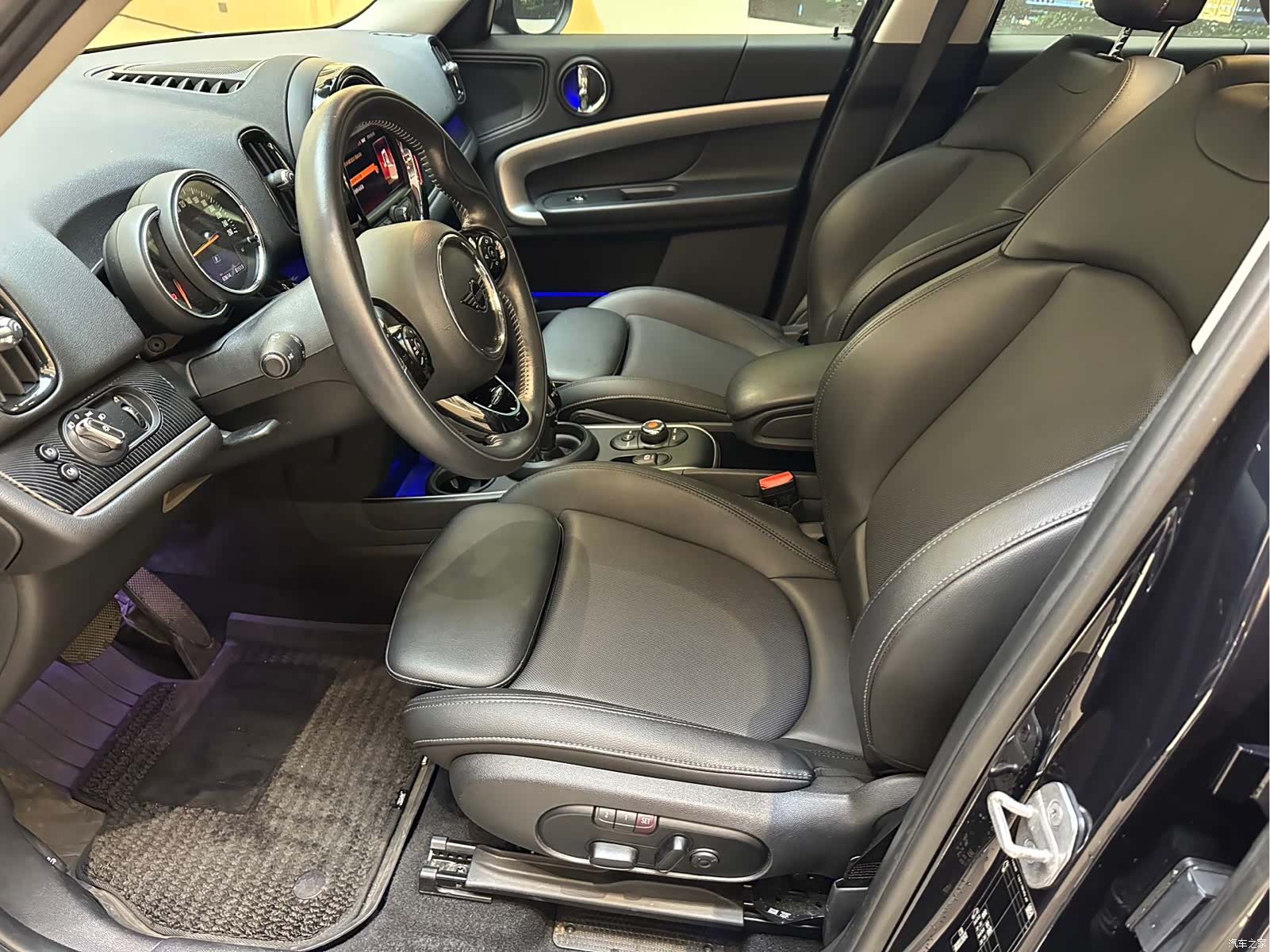 Mini Countryman, 2020 все фото