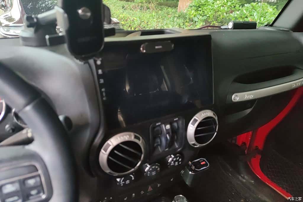 Jeep Wrangler, 2018 13