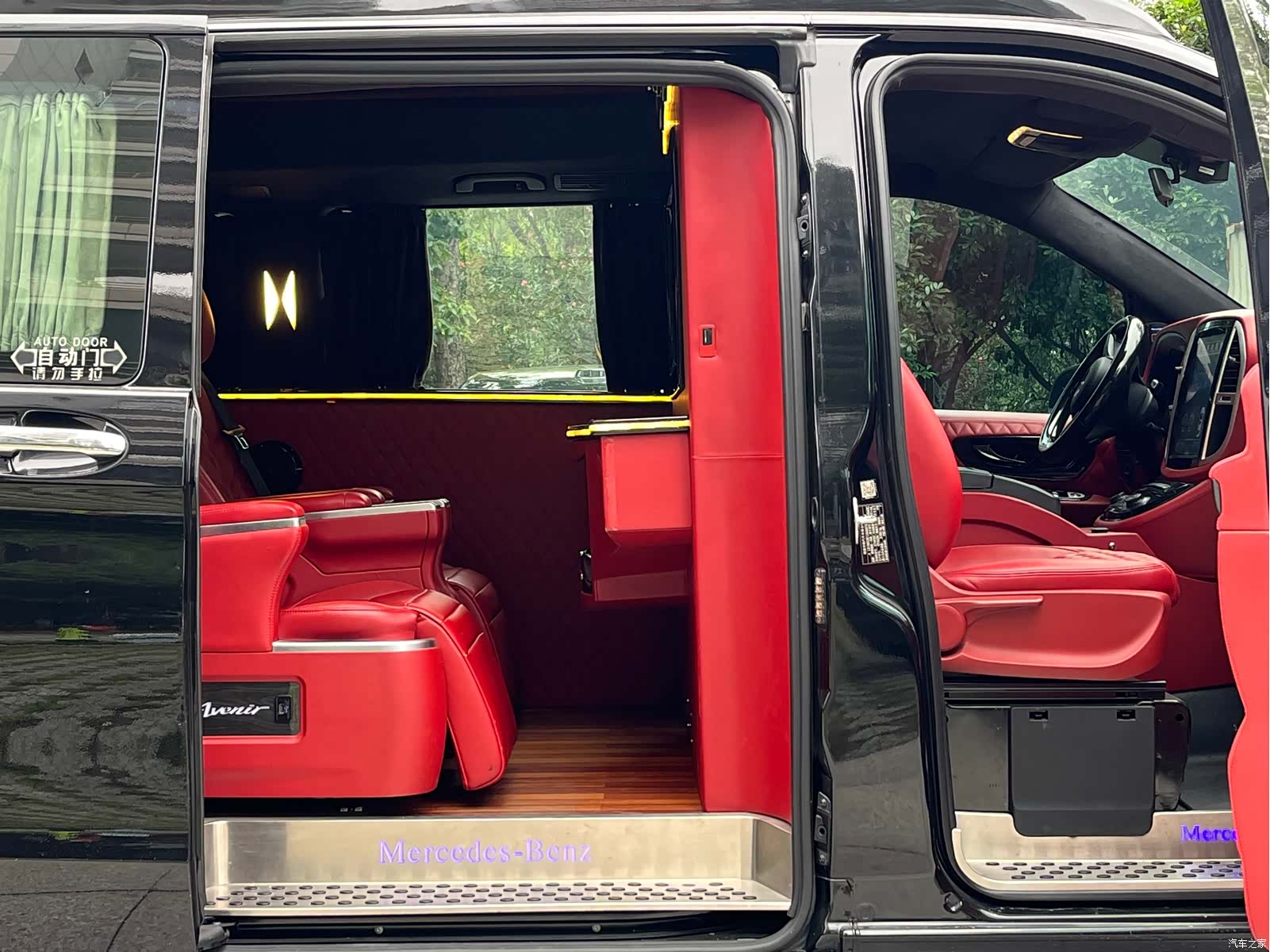 Mercedes-Benz VI, 2019 8
