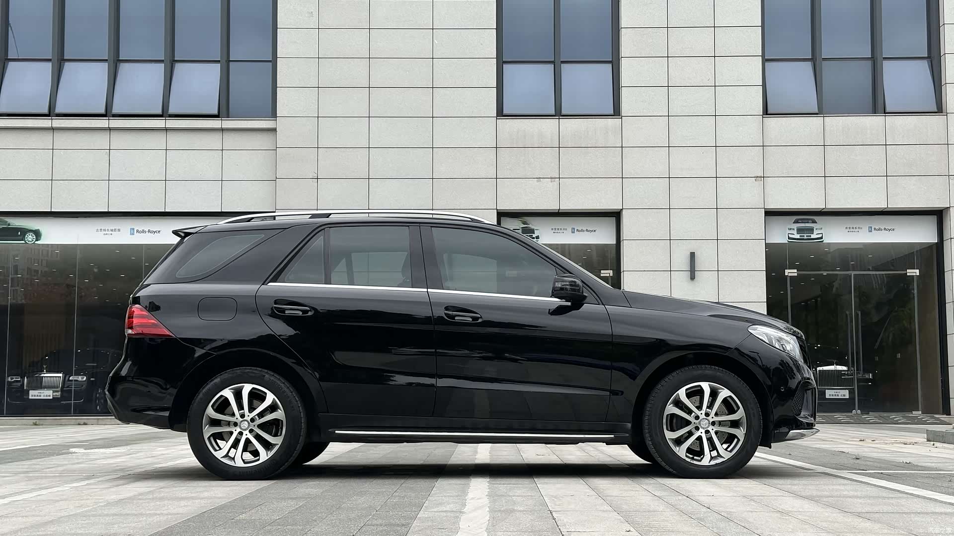 Mercedes-Benz GLE, 2015 7