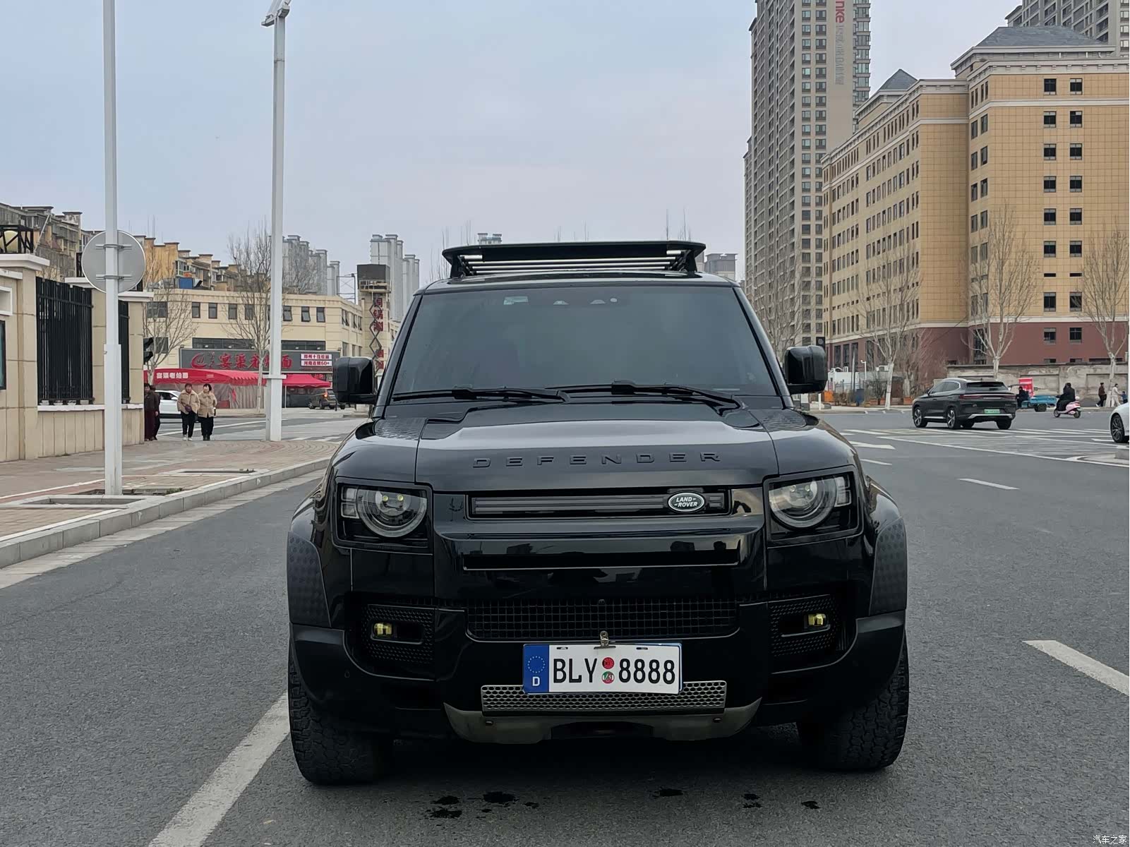 Land Rover Defender, 2023 2
