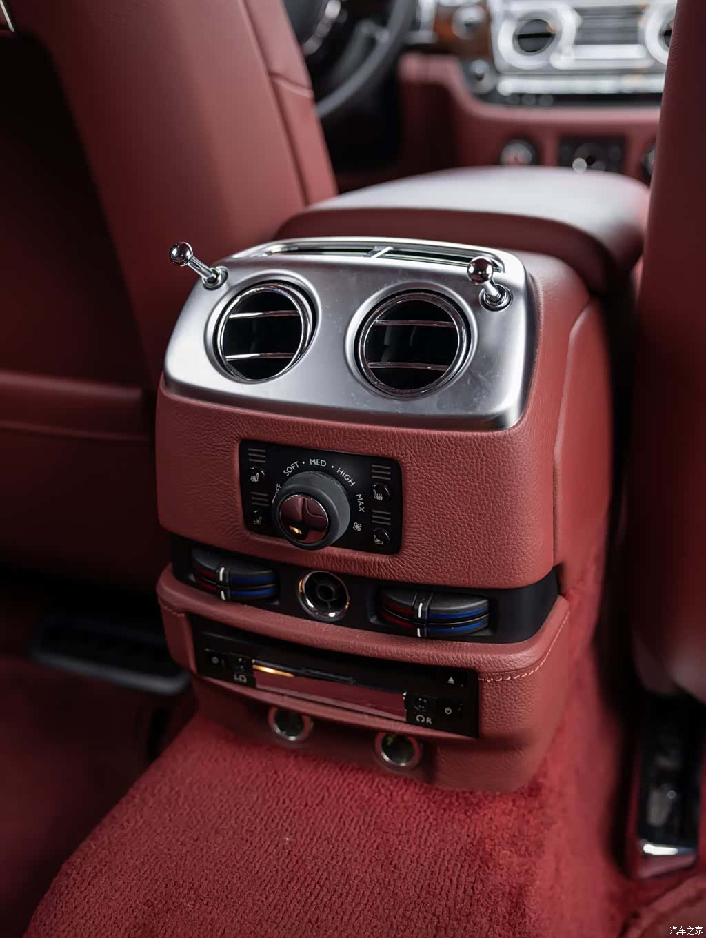 Rolls-Royce Ghost, 2013 27