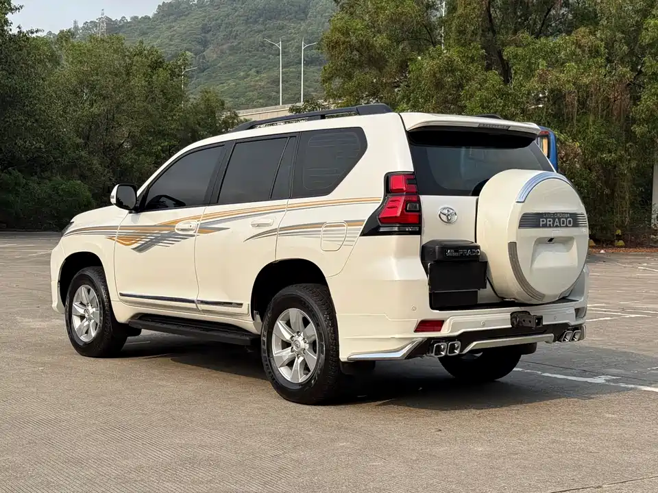 Toyota Prado