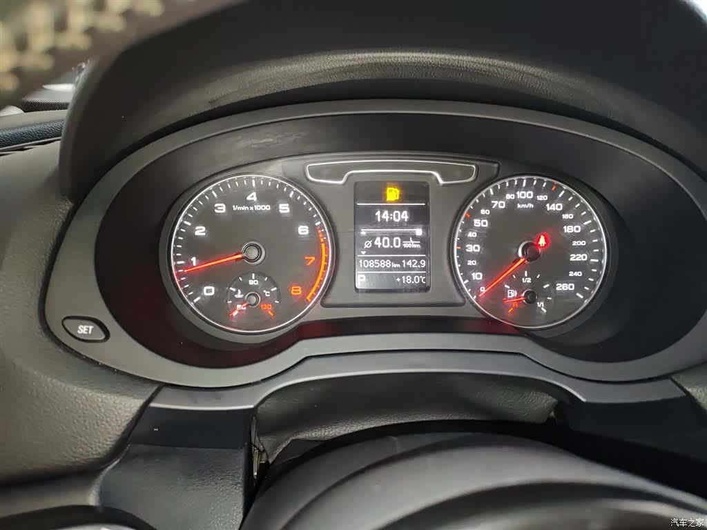 Audi Q3, 2014 12