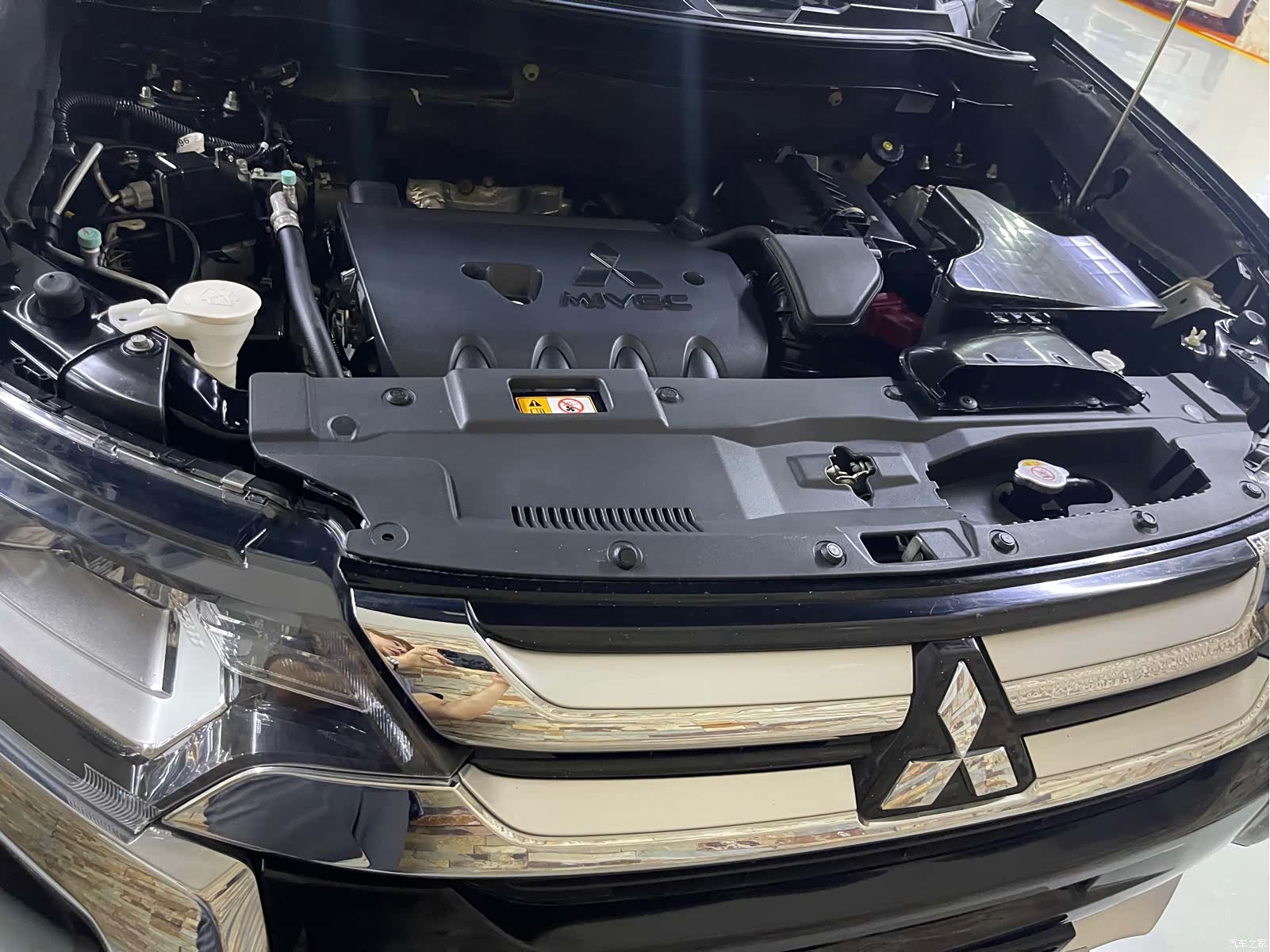Mitsubishi Outlander, 2017 16