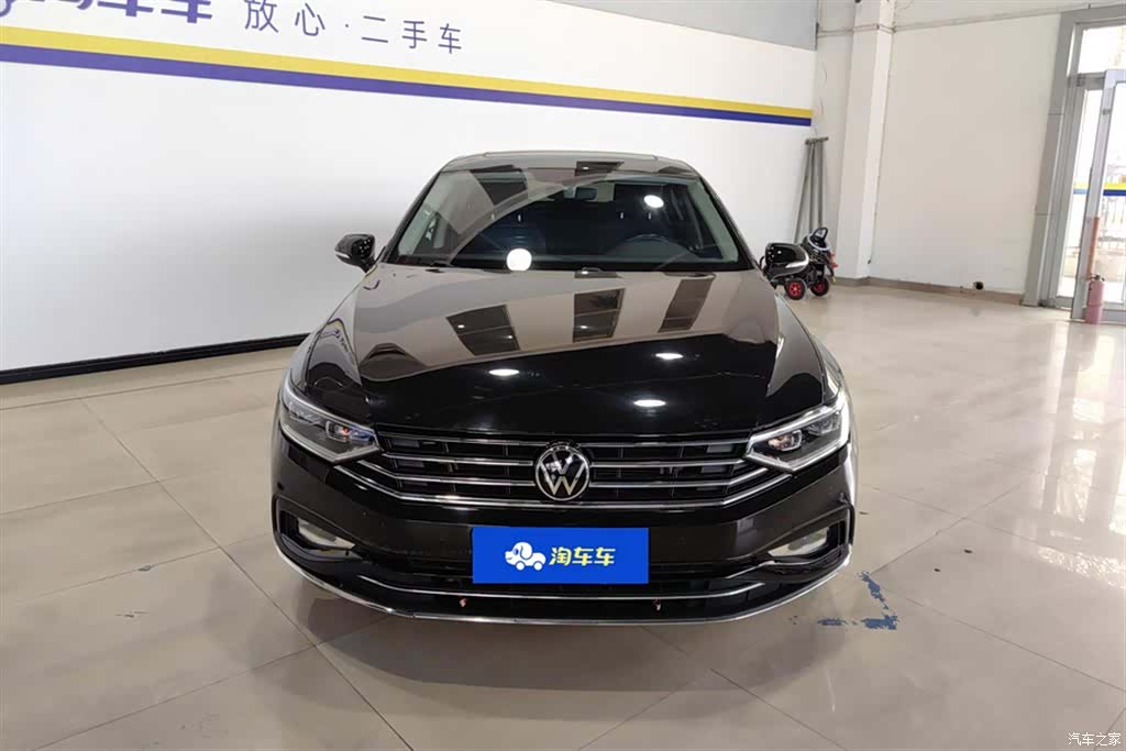 Volkswagen Magotan, 2022 2