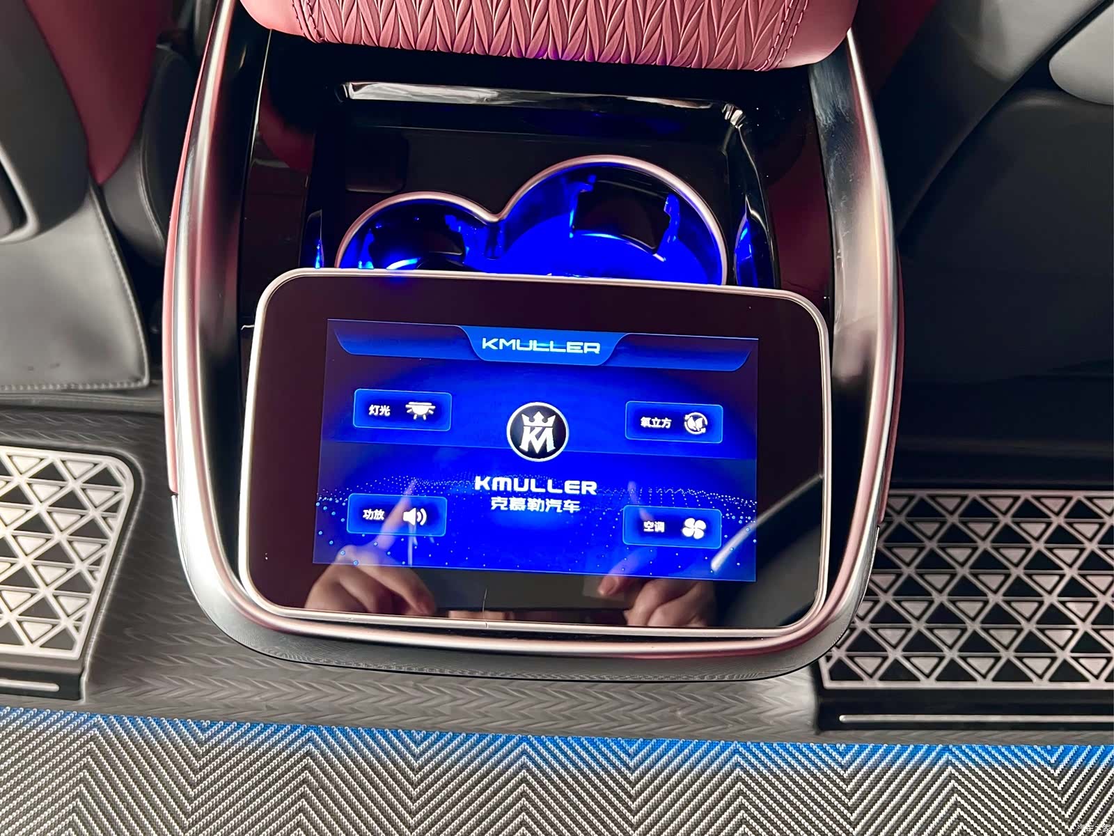 Alfa Romeo AH380, 2025 22