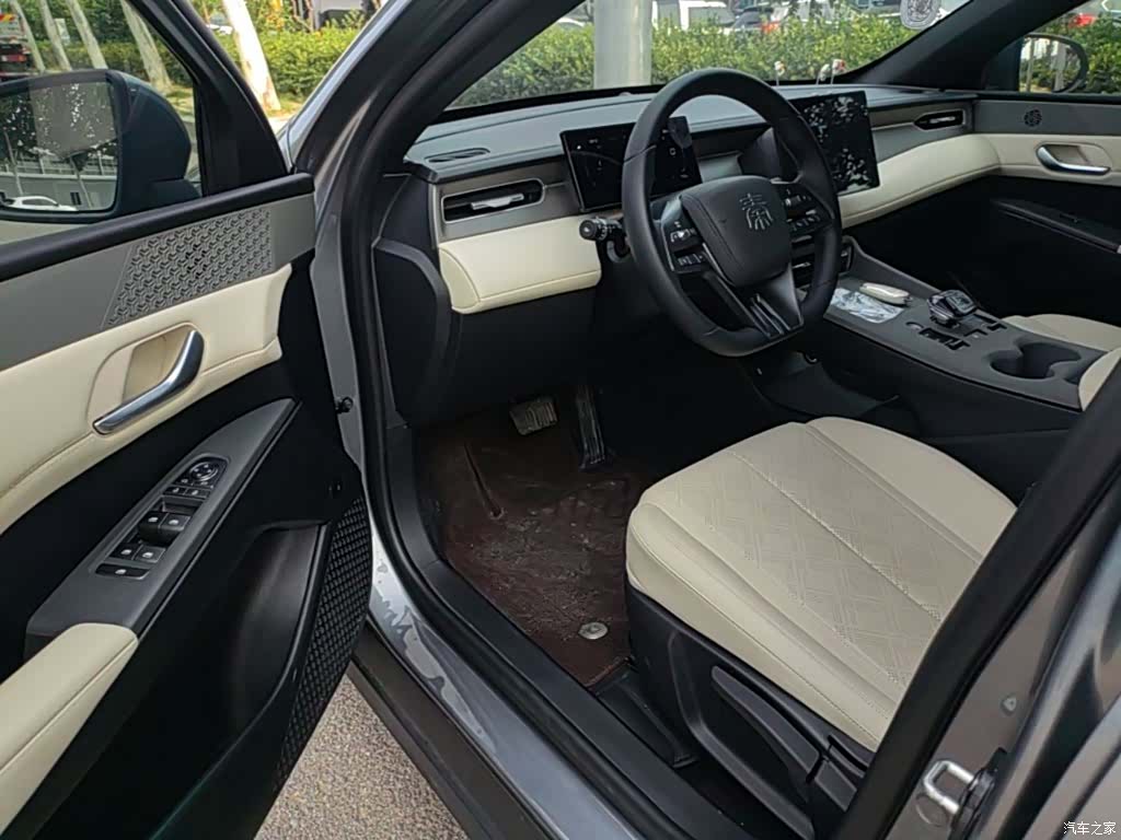 BYD Qin, 2025 16