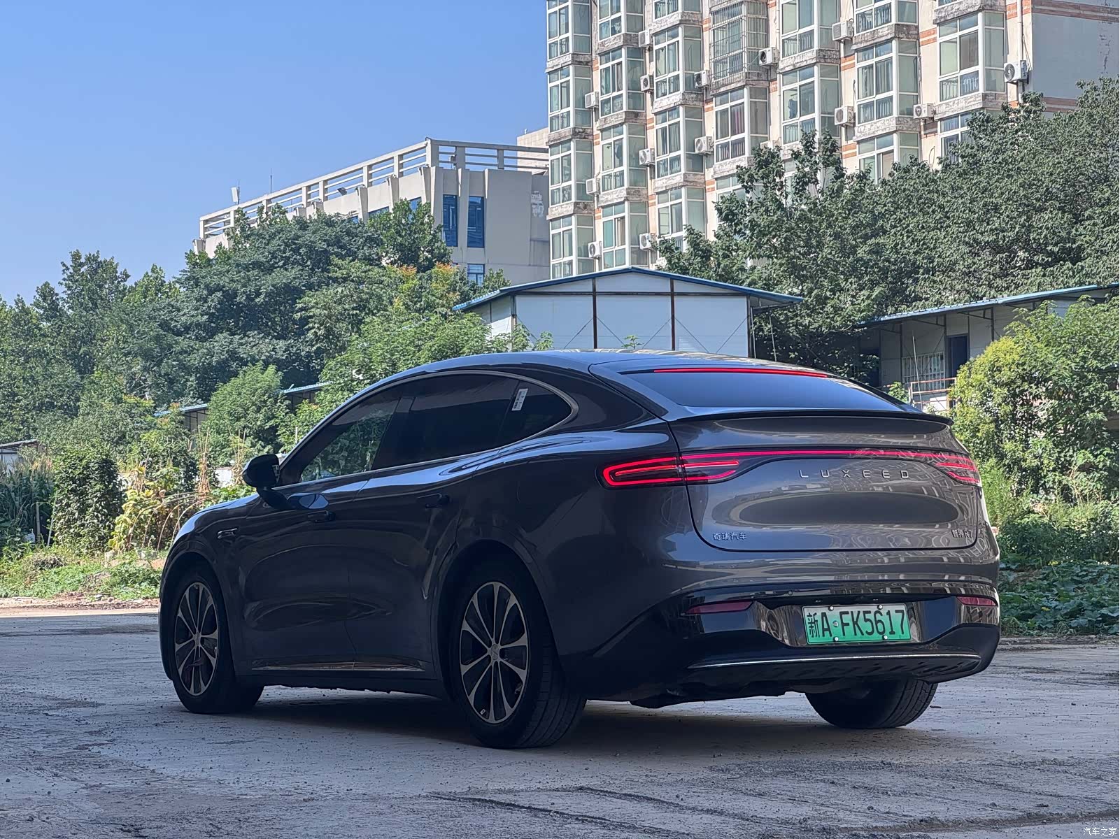 Luxeed R7, 2025 7
