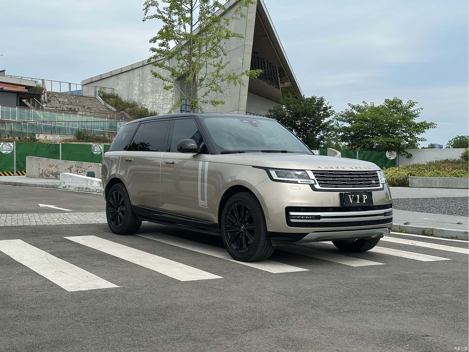 Land Rover Range Rover, 2023 3
