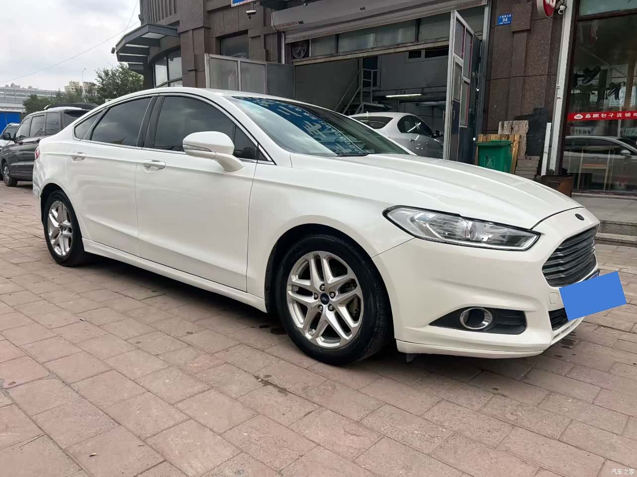 Ford Mondeo, 2014 3