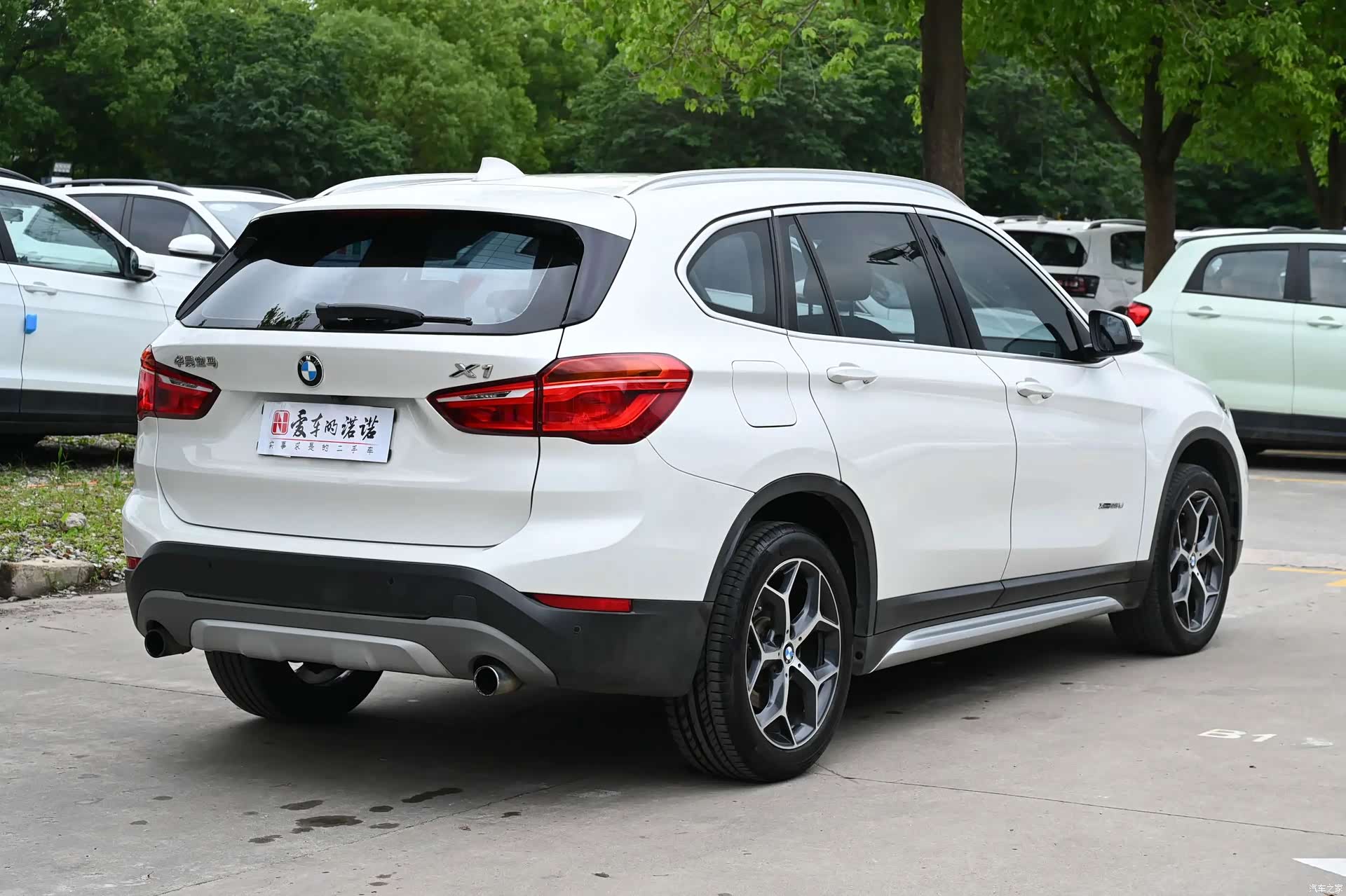 BMW X1, 2018 все фото