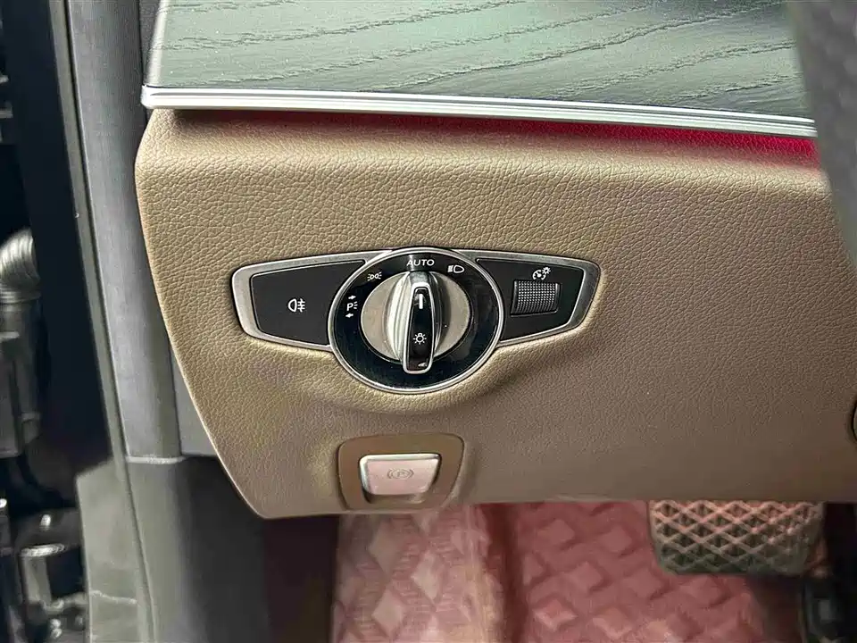 Mercedes-Benz E-class Mercedes-Benz E-class